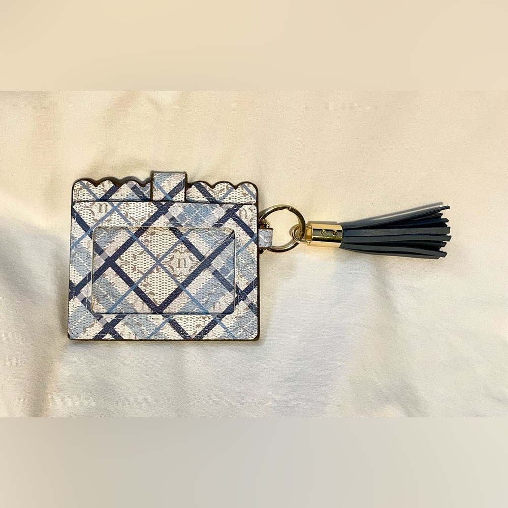 *EUC* Nanette Lepore Card Holder/Wallet/Purse - White/Navy/Powder Blue